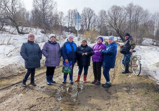  «Мы брошенные». Жители шести деревень в Южском районе остались без моста 
